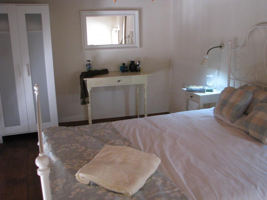 Dolphin Guest House And Studios Τόχνη Δωμάτιο φωτογραφία