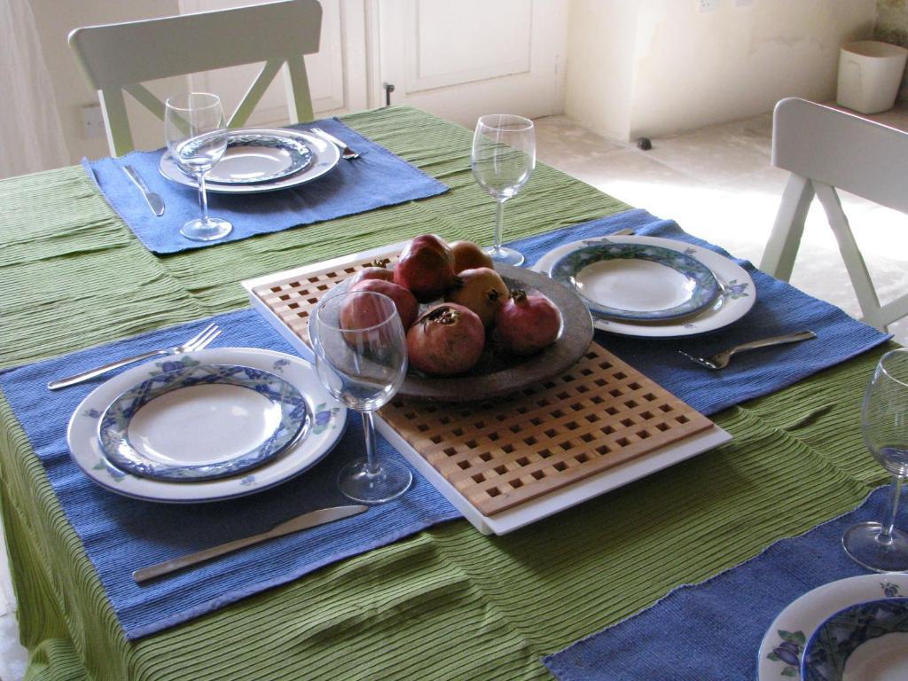 Dolphin Guest House And Studios Τόχνη Δωμάτιο φωτογραφία
