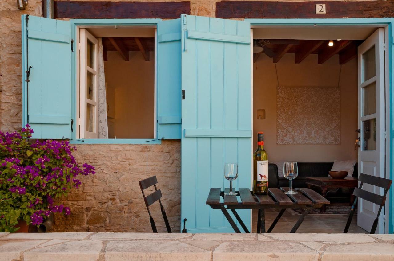 Dolphin Guest House And Studios Τόχνη Εξωτερικό φωτογραφία